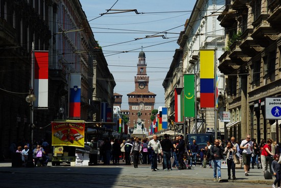 Via_Dante-Chateau-Sforza-milan Via_Dante-Chateau-Sforza-milan