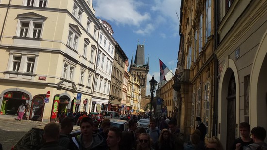 rue-mala-strana-prague