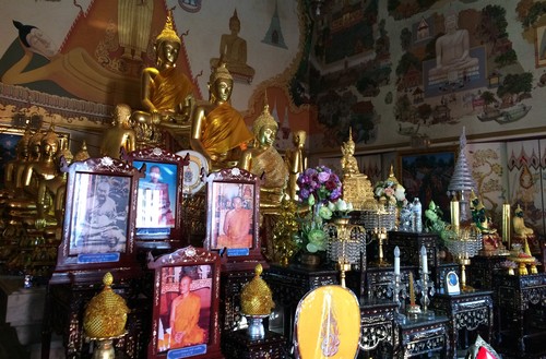 temple-bangkok-Wat-Chanasongkhram-Ratchaworamahaihan