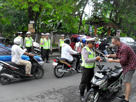 bali-police