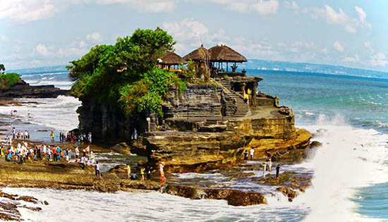 temple-magnifique-tanah-lot-Bali