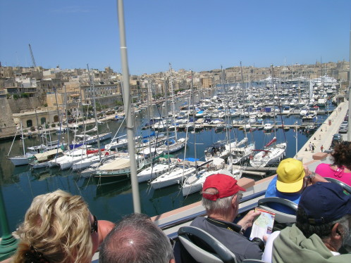 bus-touristique-la-valette