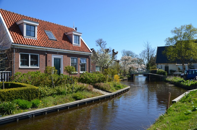 amsterdam-village-moulin