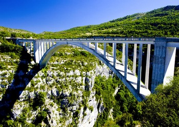 Saut à l’élastique depuis le Pont de l’Artuby