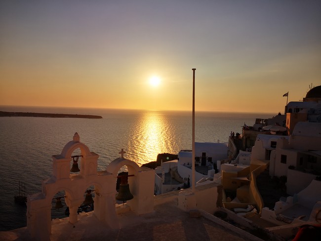 Où dormir à Santorin ? Loger à Oia ou Fira ? Connaissez-vous Firostefani ?