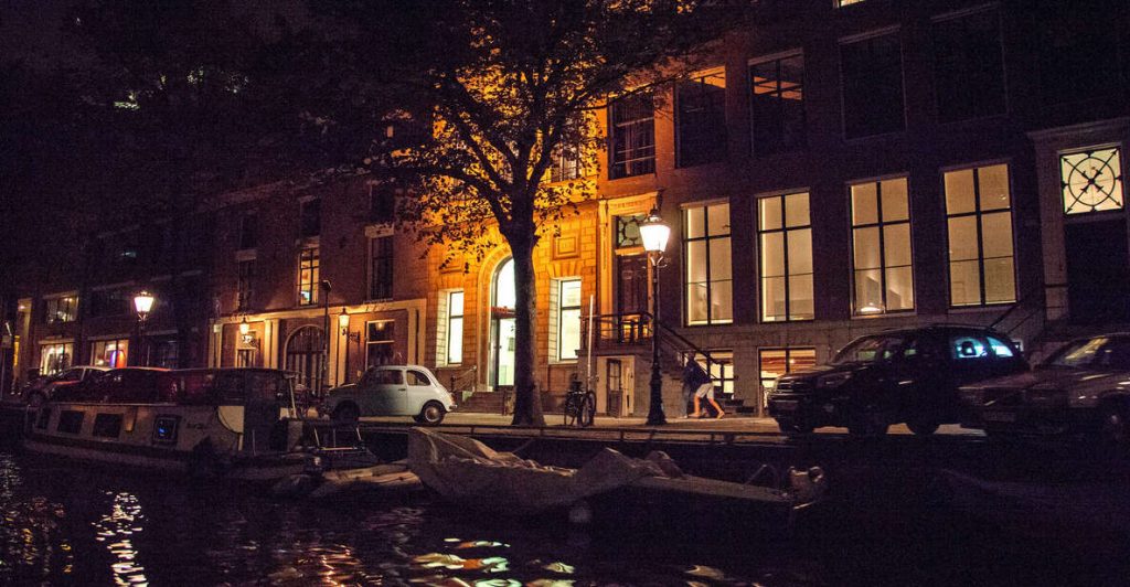 activite-bateau-amsterdam-de-nuit