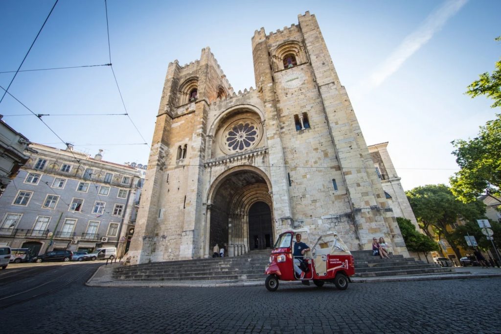 activite-tuk-tuk-lisbonne-filippe