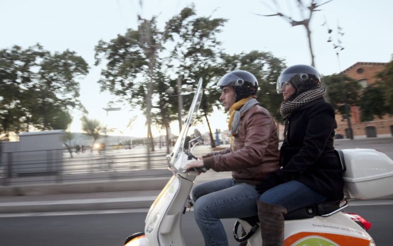 location-scooter-vespa-activite-barcelone