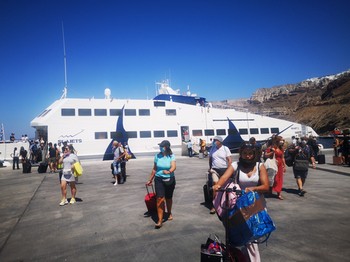 bateau-ferry-cyclades
