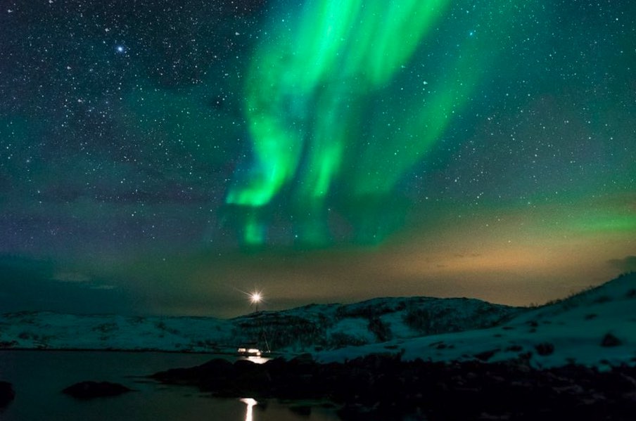aurores-boreales-norvege-nuit