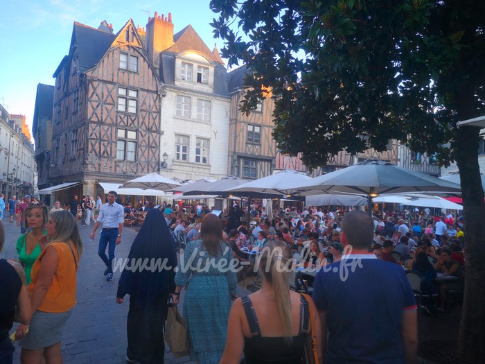 Que visiter à Tours et où dormir à Tours ?