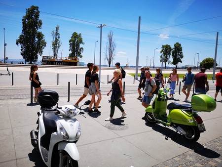 Pourquoi louer un scooter à Lisbonne ?