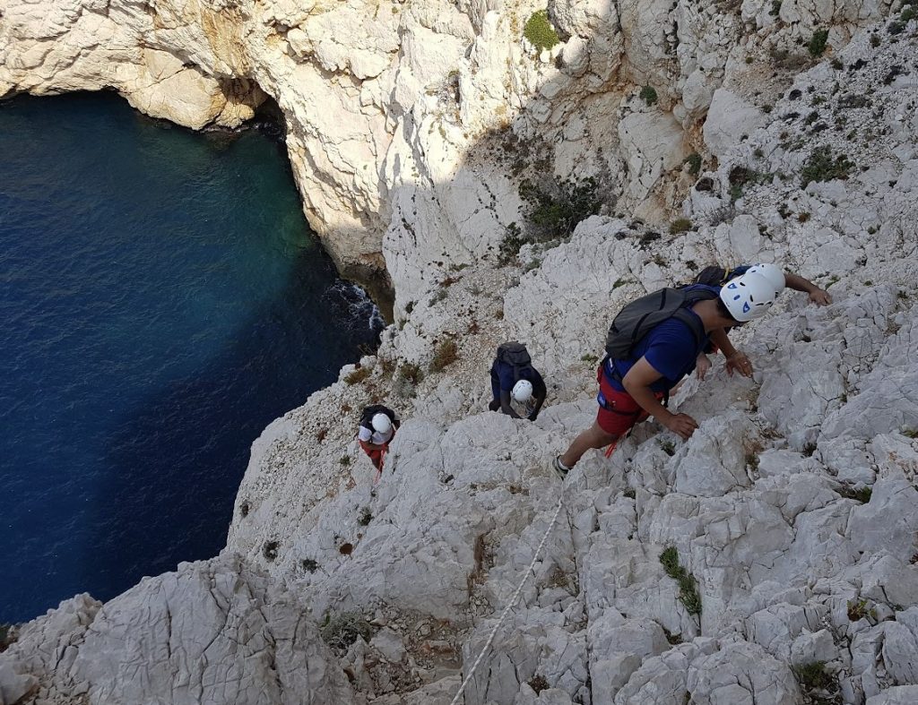 tour-du-bec-de-Sormiou-escalade-proche-cassis-la-ciotat