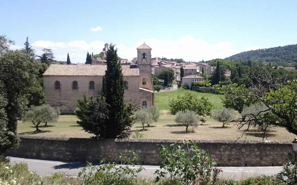 Que visiter à Lourmarin et où dormir à Lourmarin ?