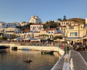 Visiter Andros et où dormir sur l’île Andros
