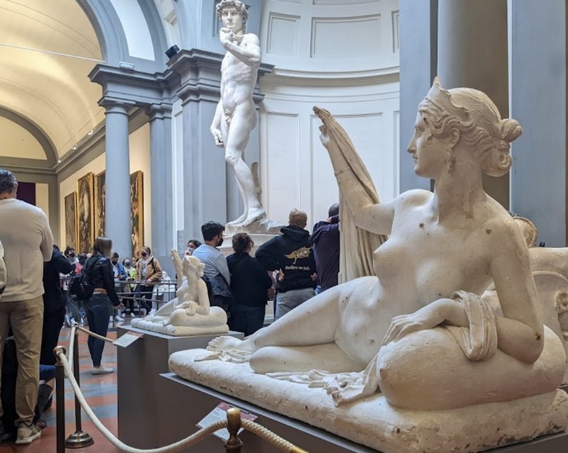 Billet coupe file pour visiter la Galerie de l’Académie de Florence !